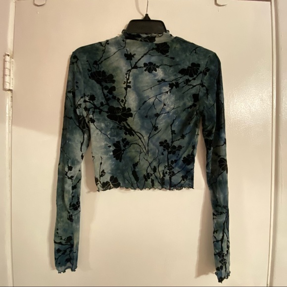 Mesh Crop Top - Picture 3 of 4